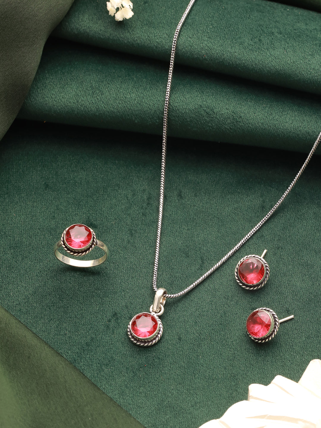 Silver Oxidies red stons studed minimal locket jewellery set